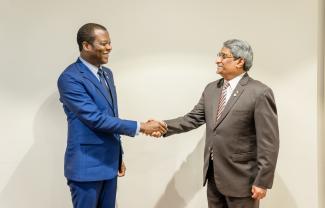 MINISTER TODD MEETS WITH MALDIVIAN COUNTERPART AT CHOGM2022